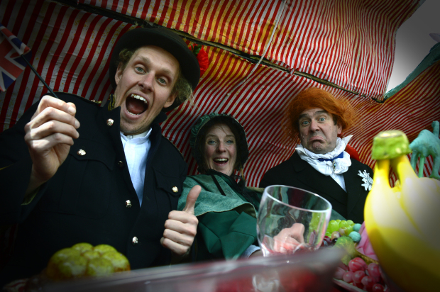 happy-feasting-3.jpg